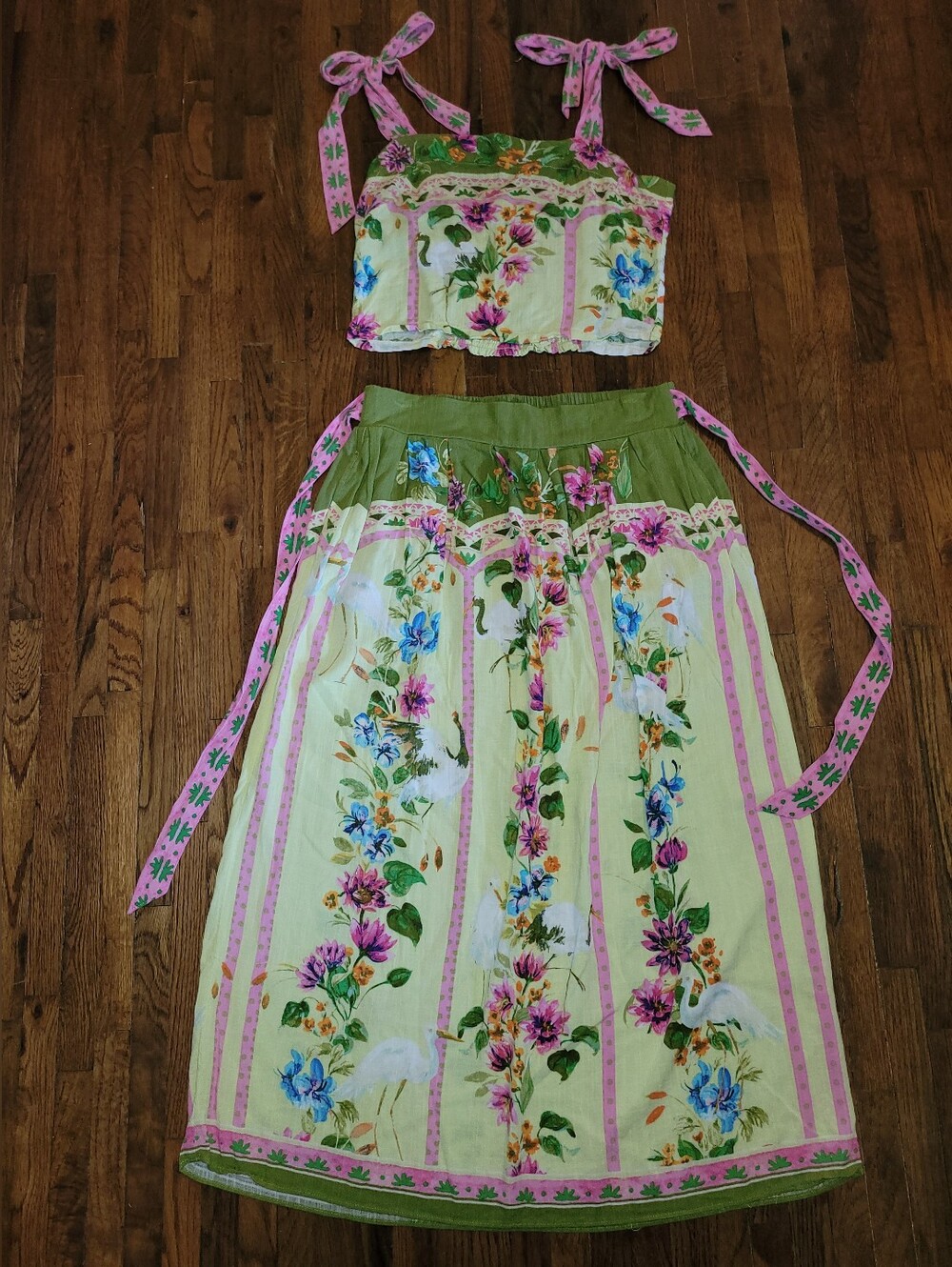 Rose + Olive Resort 2 pc Crop Top Maxi Skirt Set Tie Shoulder Floral Cranes M